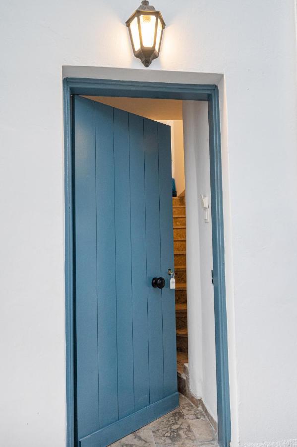 The White Rose Apartment Poros Town エクステリア 写真